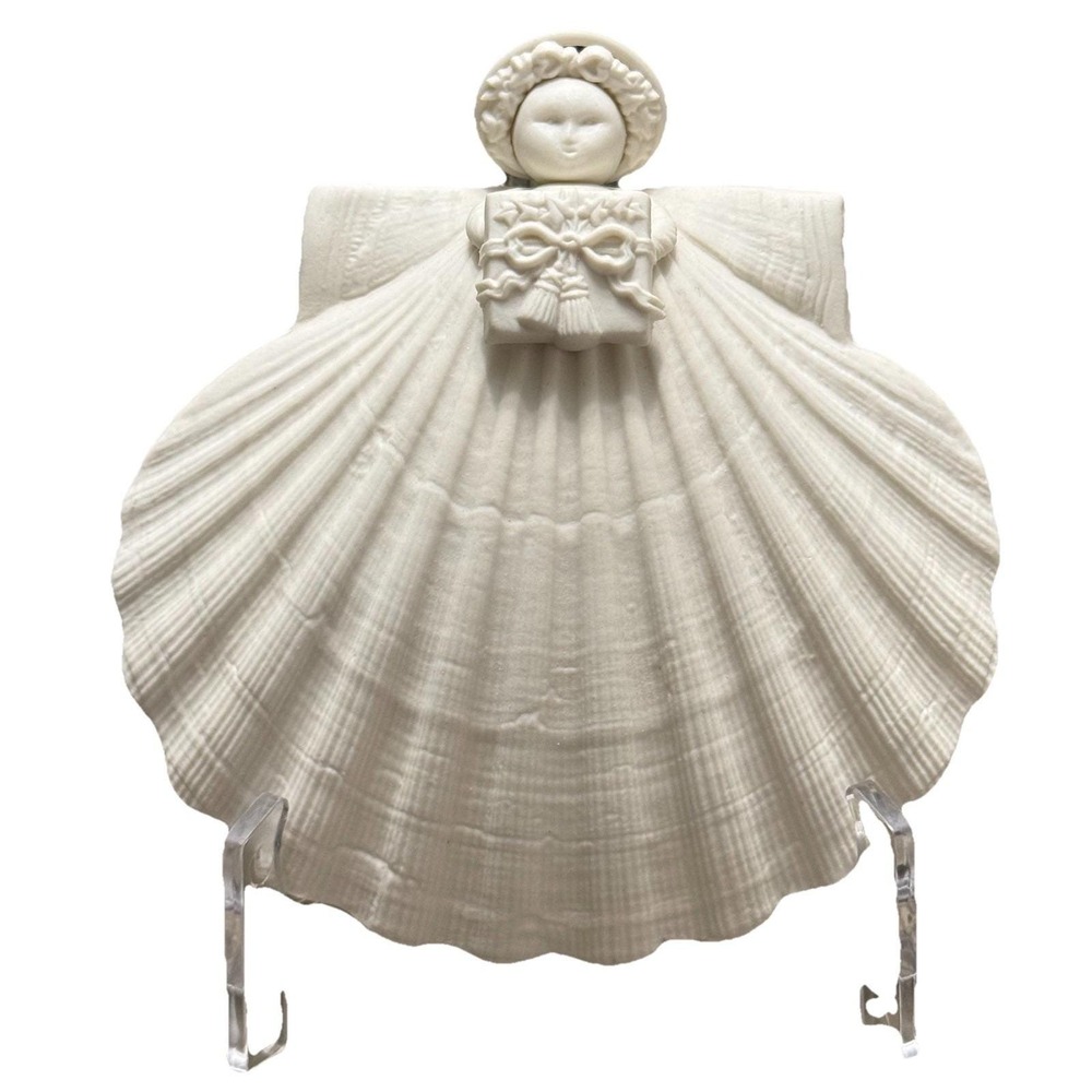 Margaret Furlong 1991 Thanksgiving Angel Shell Ornament Limited Edition‎ VTG